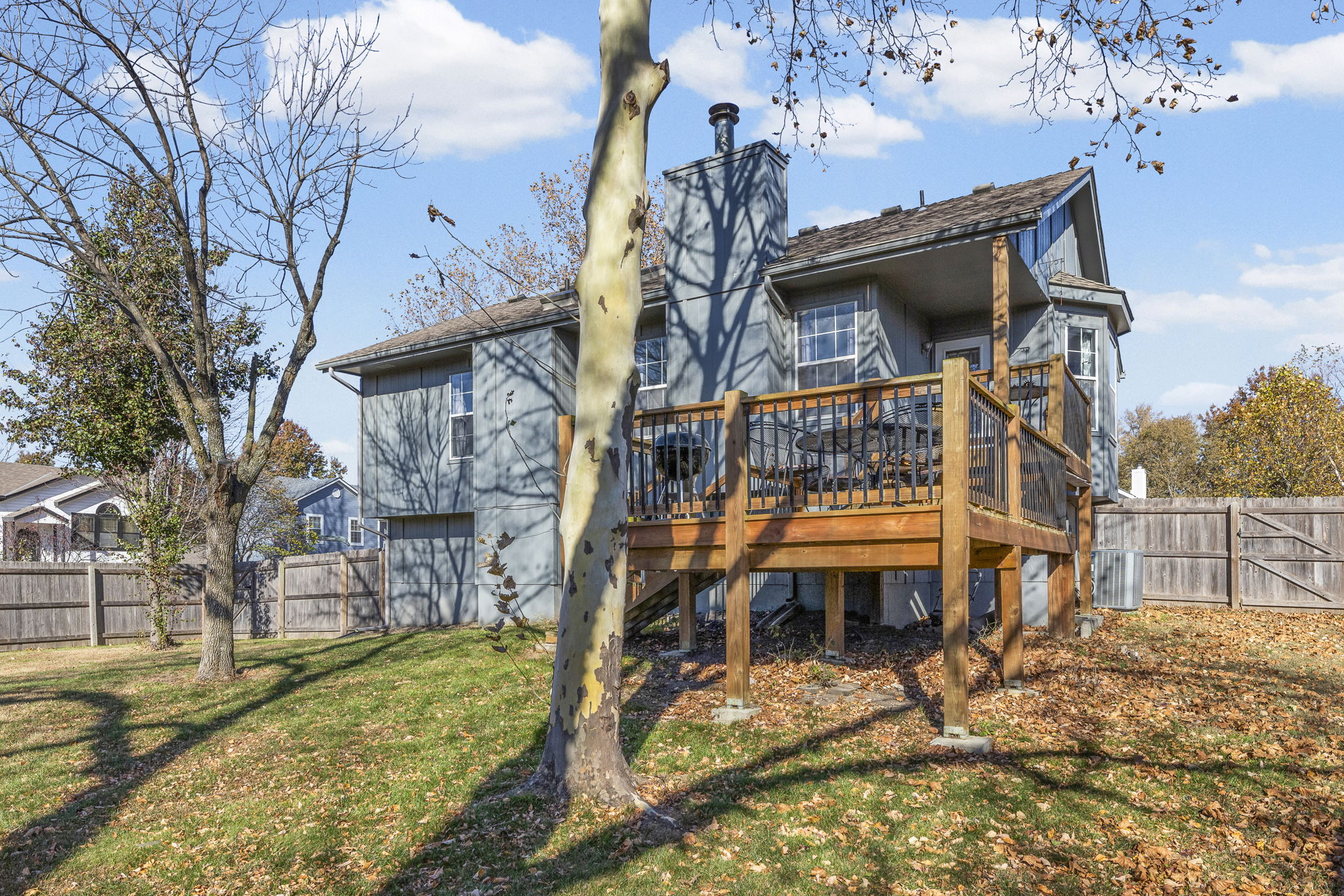 Spacious back deck overlooking the yard