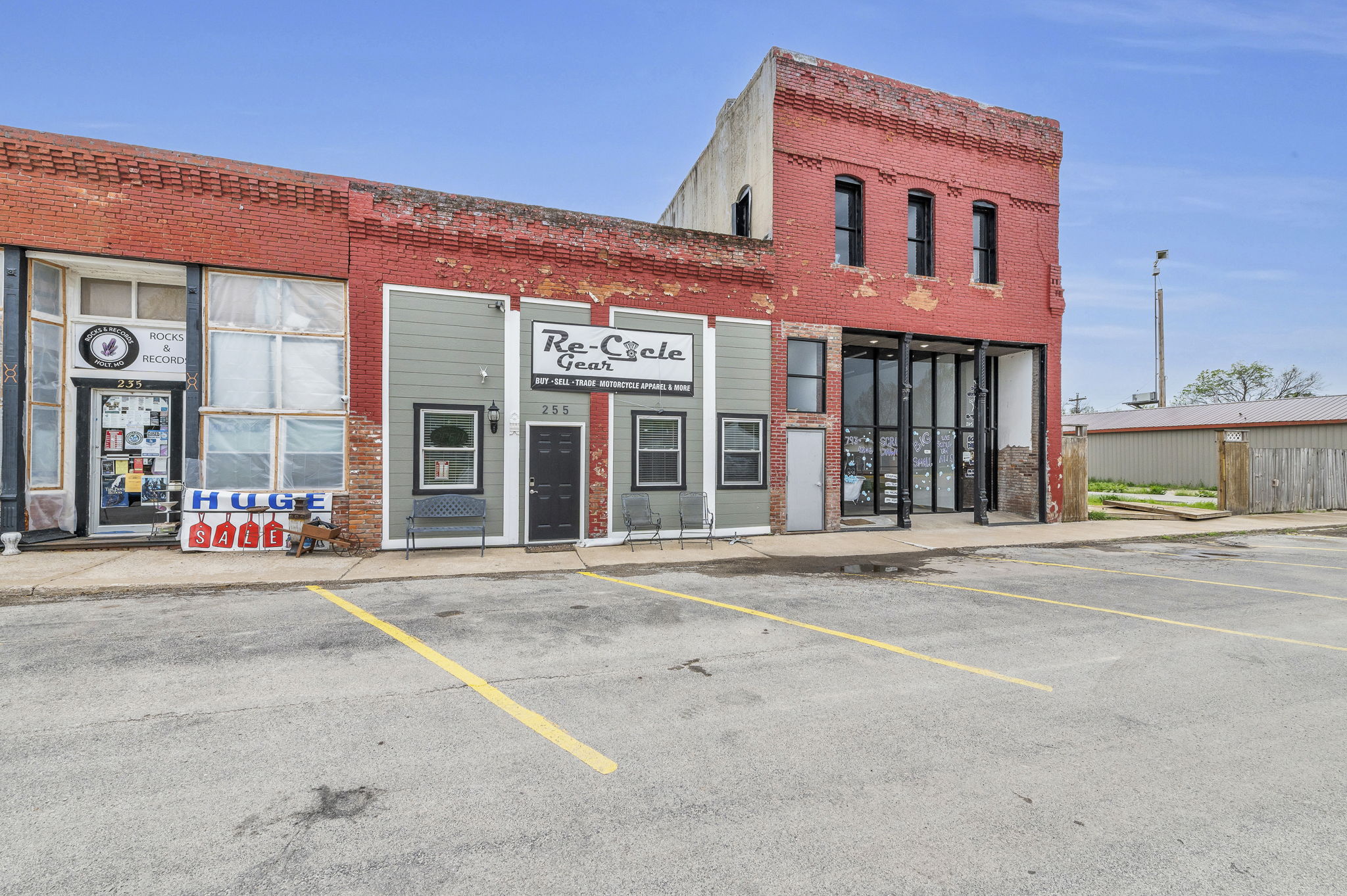 Selling to Retire and Travel - Holt, MO