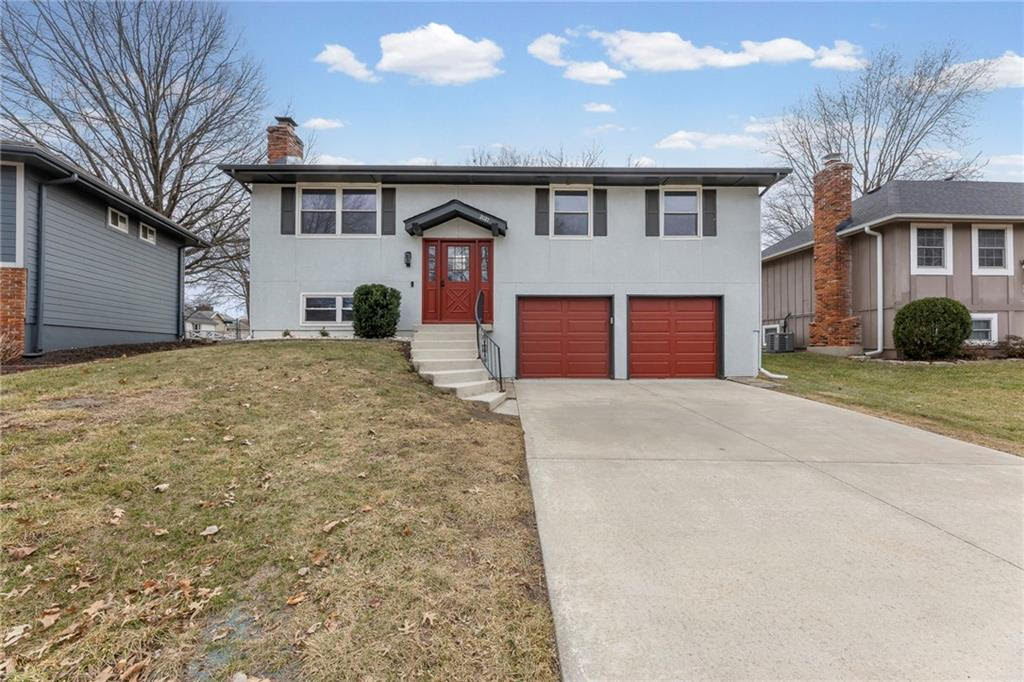 Buying Your First Home as a Couple - Arrowhead - Olathe, KS