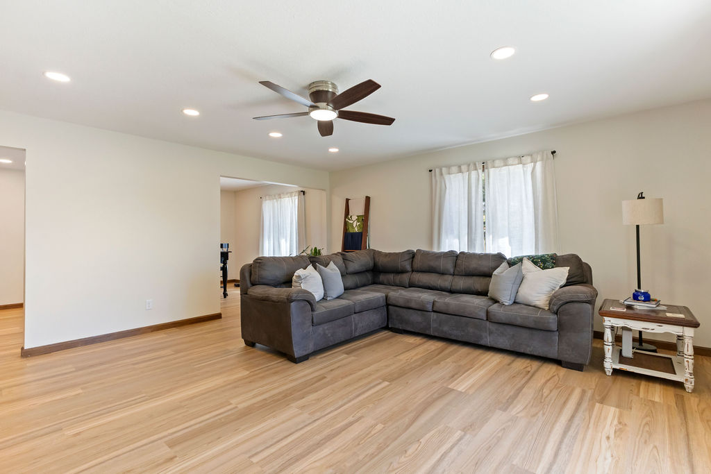 2401 SE Seymour Rd, St Joseph, MO