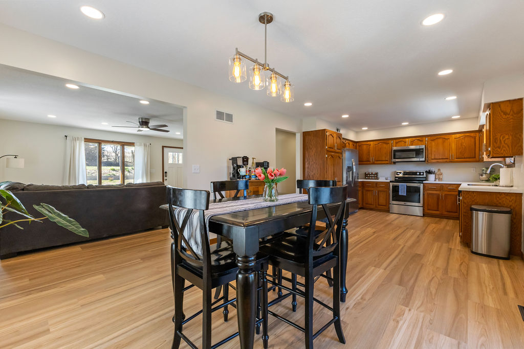 2401 SE Seymour Rd, St Joseph, MO