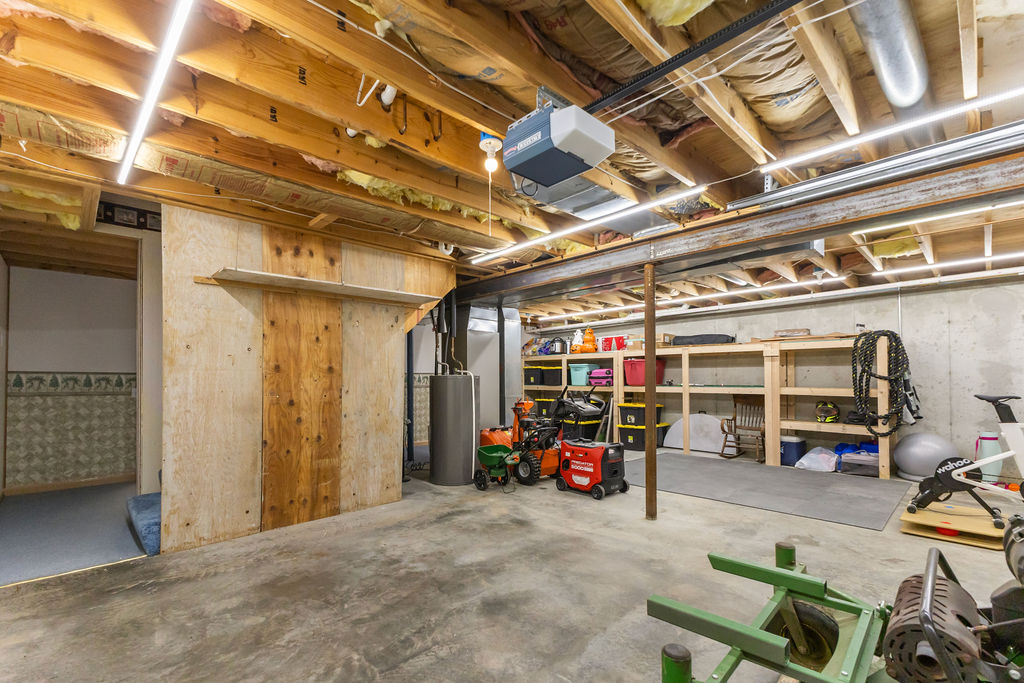2401 SE Seymour Rd, St Joseph, MO