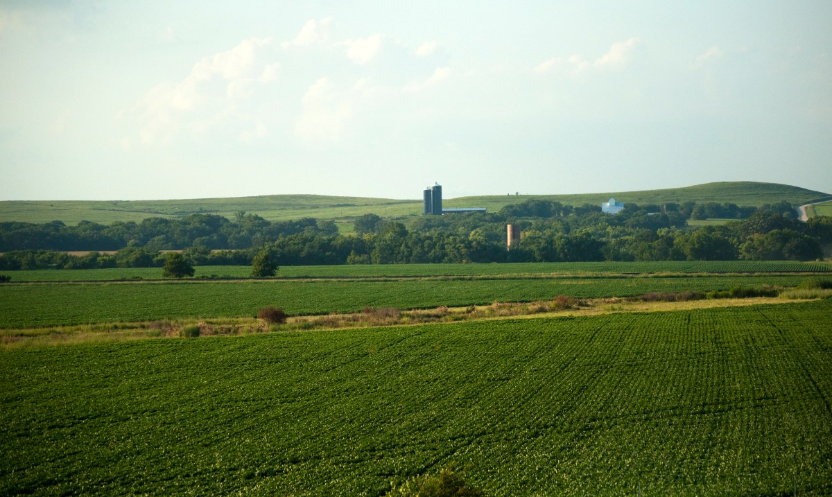 Midwest farmland landscape representative of the Clay County, MO area around Pleasant Valley