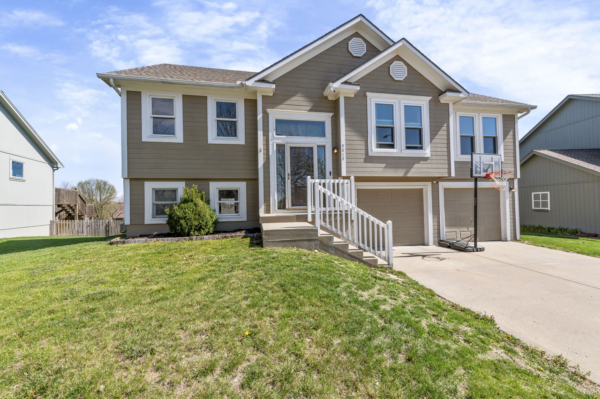 9012 NE 110th Street, Kansas City, MO