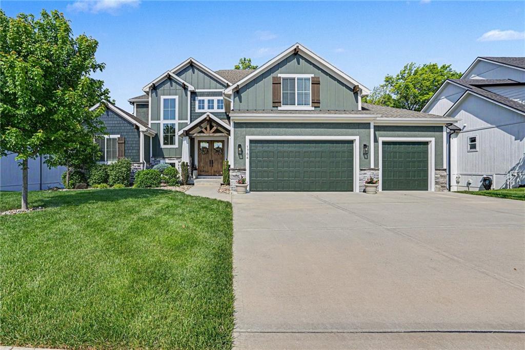1784 Homestead Drive, Liberty MO — front exterior