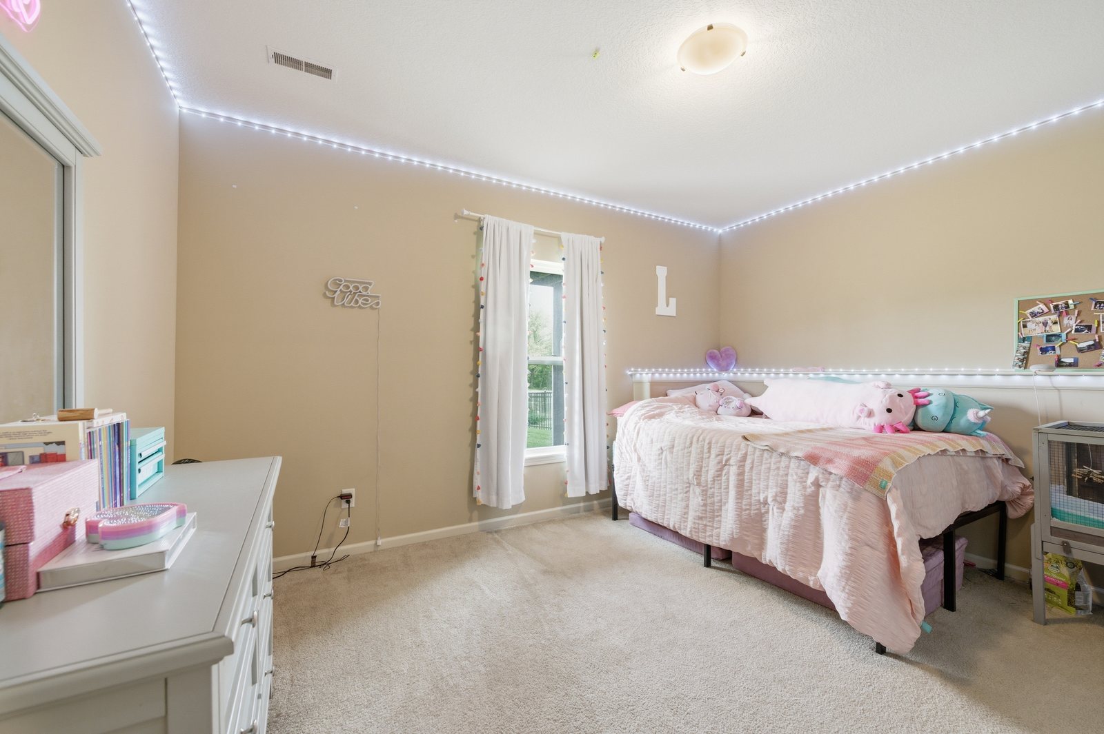 Finished lower-level bedroom